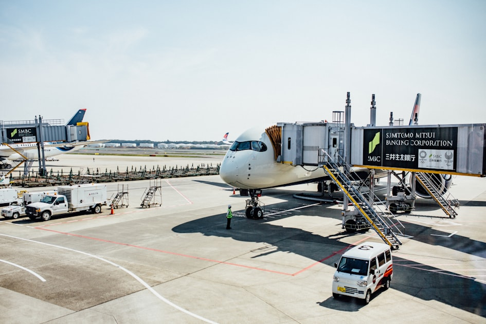Lounge Services: Enhancing Passenger Experience